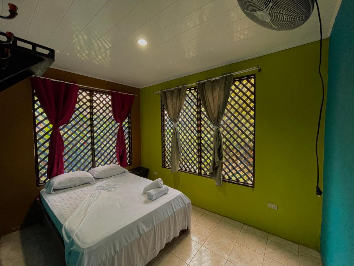 Los Amigos Jungle Hotel Tortuguero Extérieur photo