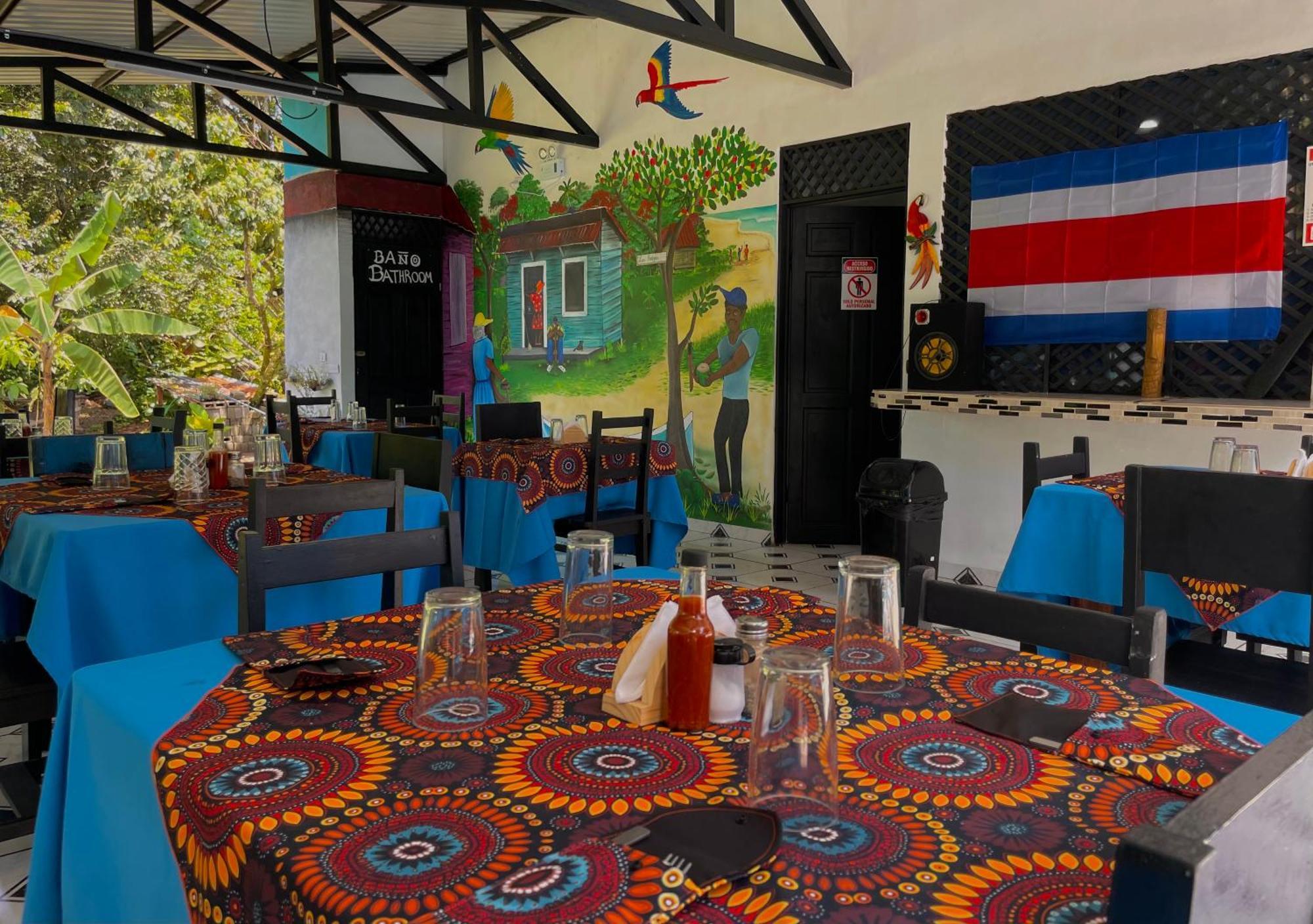 Los Amigos Jungle Hotel Tortuguero Extérieur photo