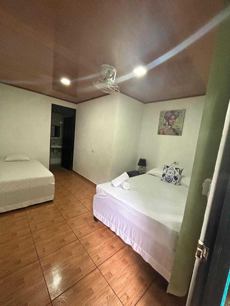 Los Amigos Jungle Hotel Tortuguero Extérieur photo